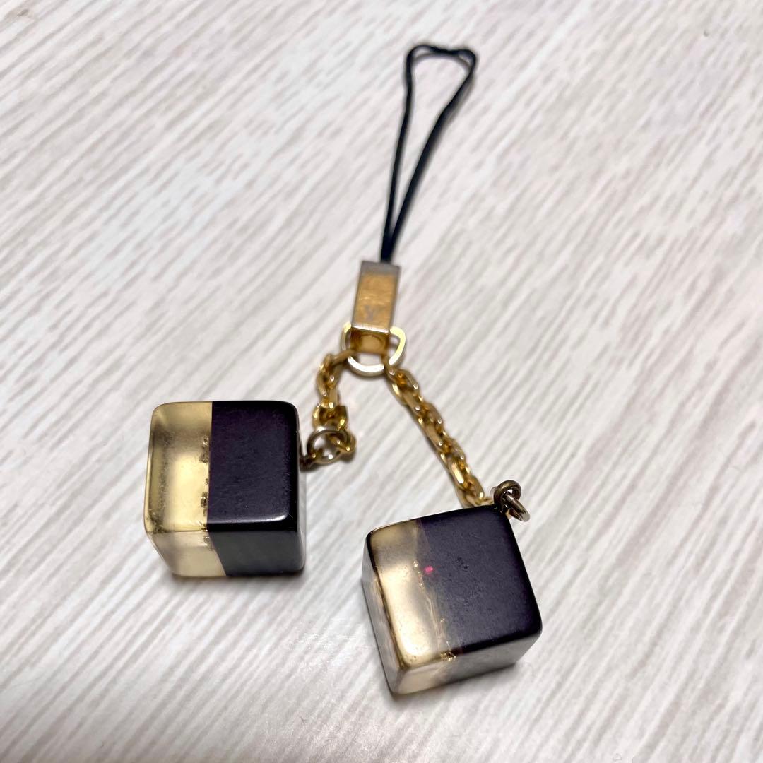 ルイヴィトン アクセソワール　テレフォンヌ　ストラップ　チャーム　アマラント