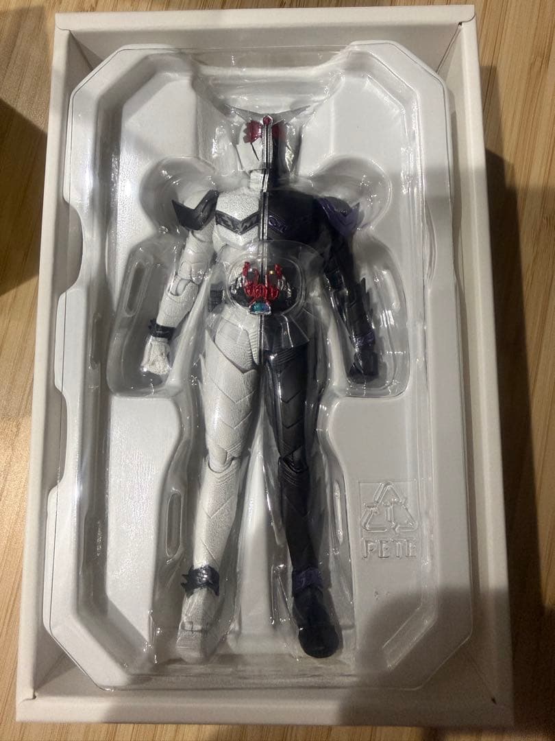 真骨彫S.H.Figuarts仮面ライダーW ファングジョーカー