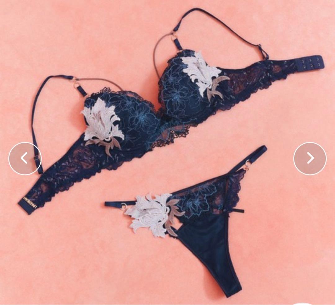 RAVIJOUR LINGERIEAM グラマーアップブラセット