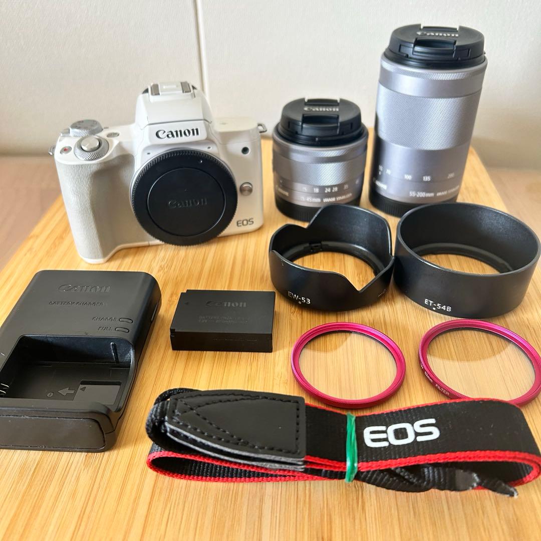 Canon ミラーレス一眼カメラ EOS Kiss M ダブルズームキット