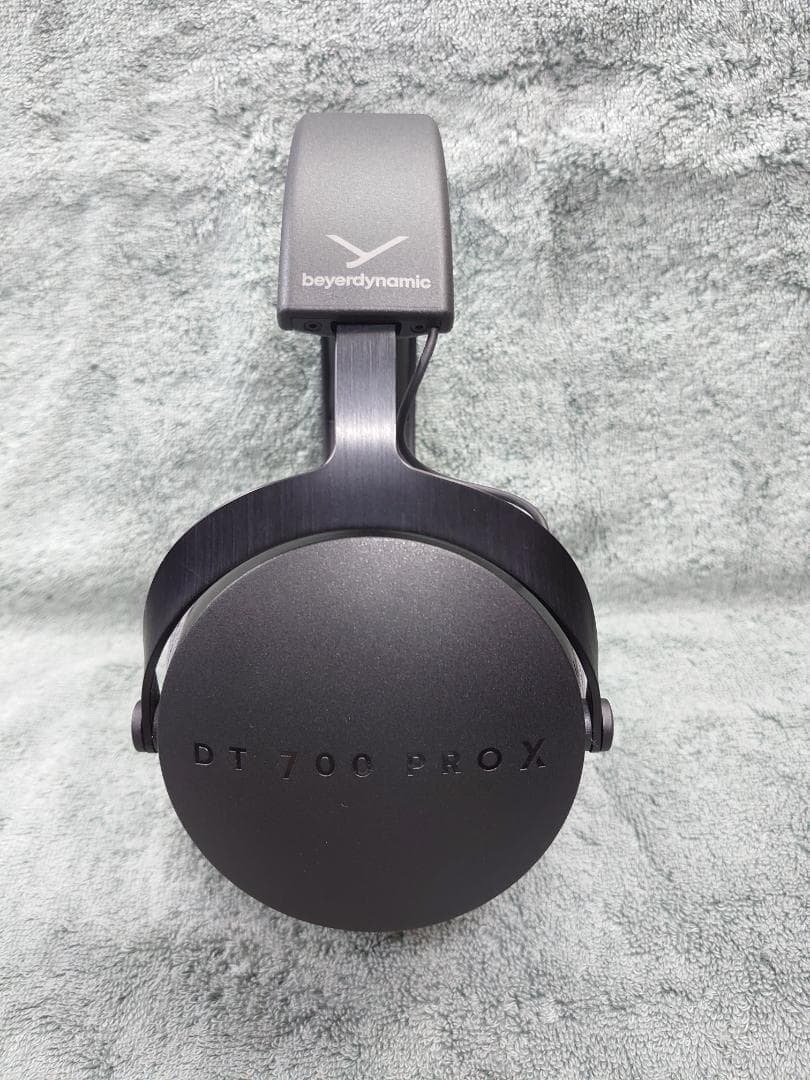 beyerdynamic DT 700 PRO X（交換用純正イヤーパッド付き）
