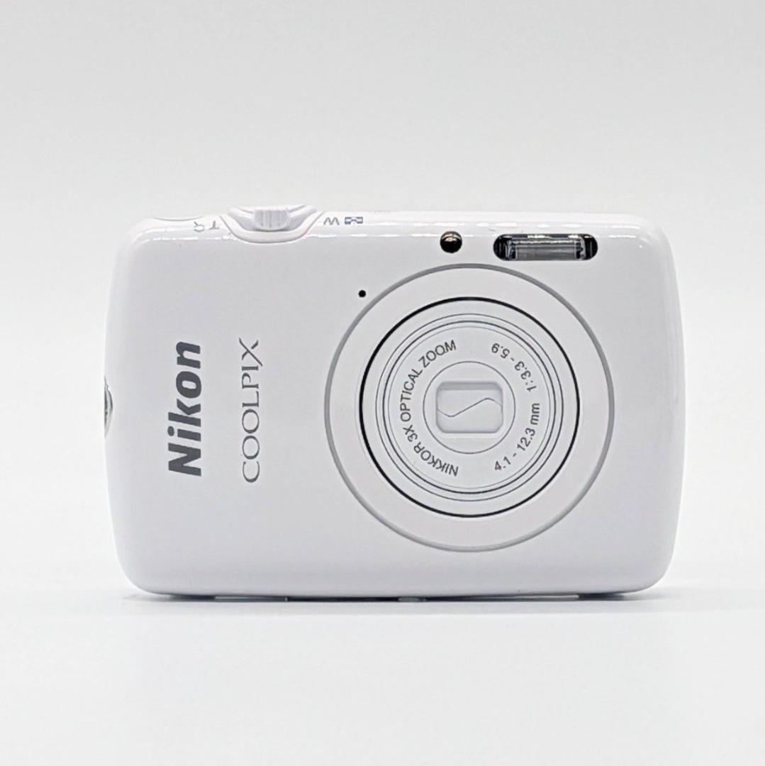 【極美品】Nikon COOLPIX S01 ホワイト