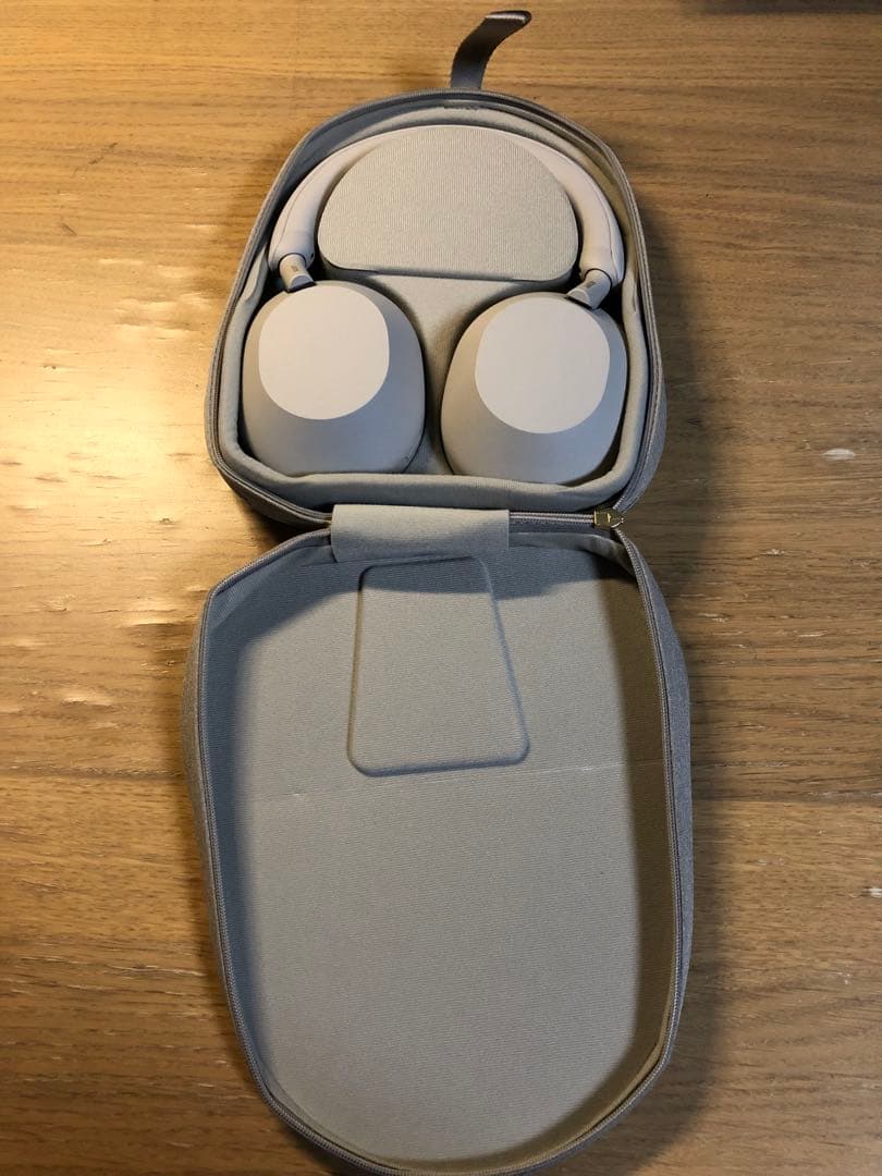 未使用　SONY WH-1000XM5 5年間の物損保証付き