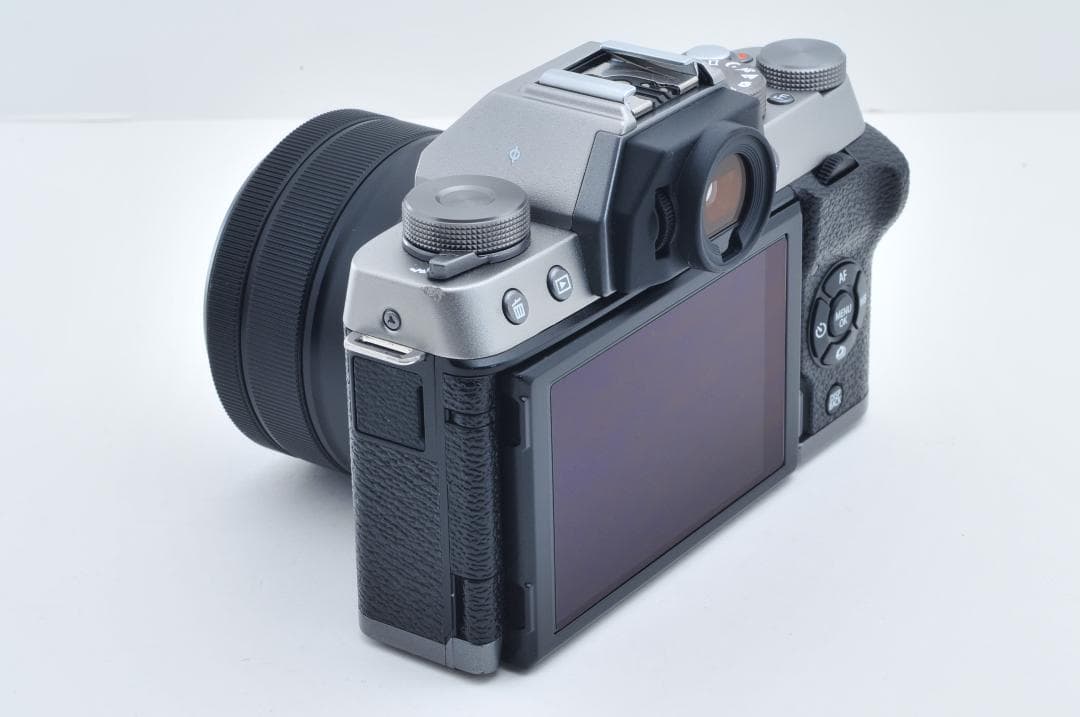 富士フィルム FUJIFILM X-T100 ≪15-45ｍｍレンズキット≫