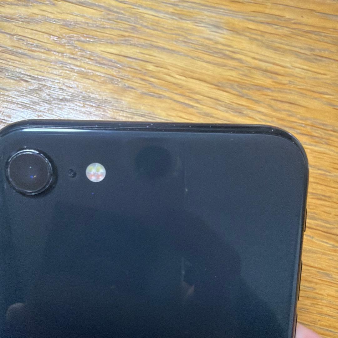 iPhone se2 ブラック　128gb
