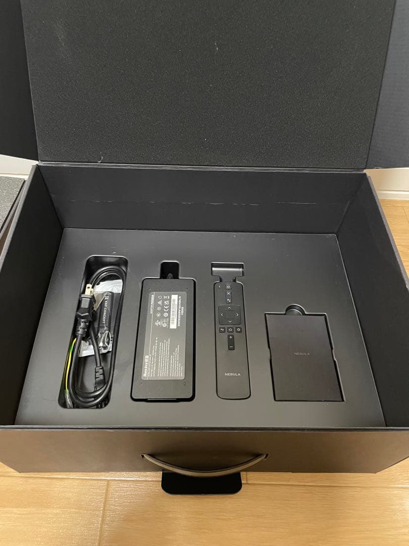 NEBULA Cosmos Max 4Kスマートスピーカー