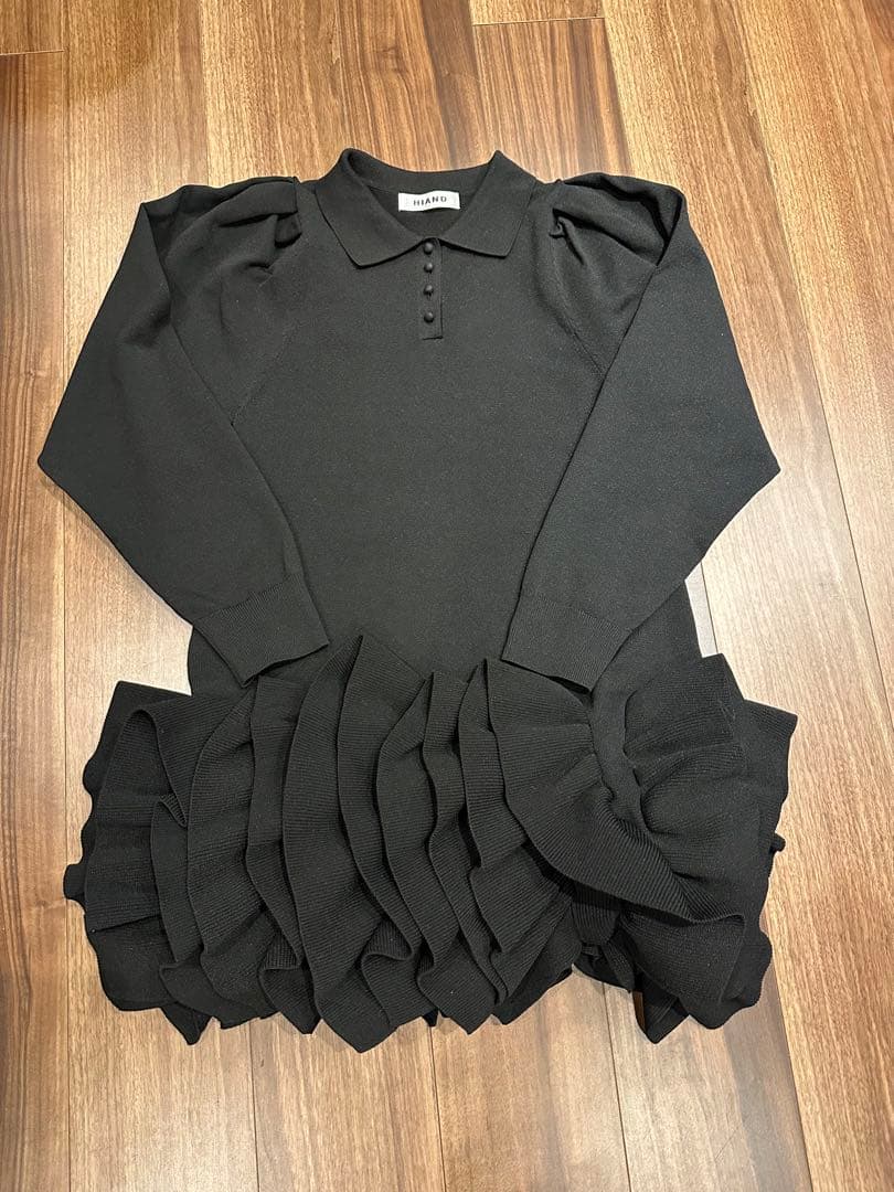 完売 美品 ハイアンド Ruffled-Hem Polo Dress hiand