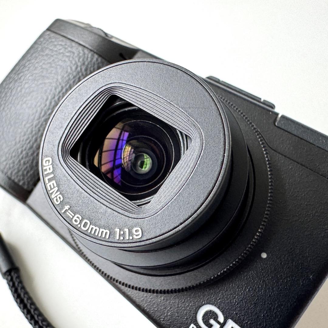 リコーRICOH GR Digital III GH-2フードアクセサリー付属