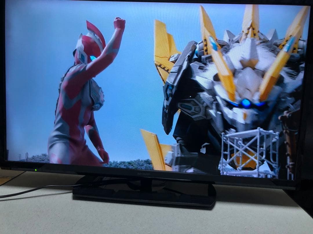 シャープAQUOS液晶テレビ