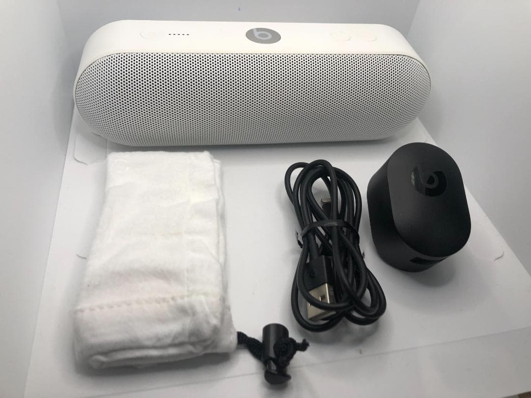 beats pill+ ホワイト ワイヤレススピーカー