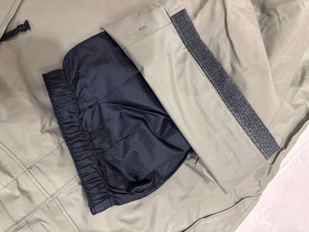 グリーンクロージング　ビブパンツ