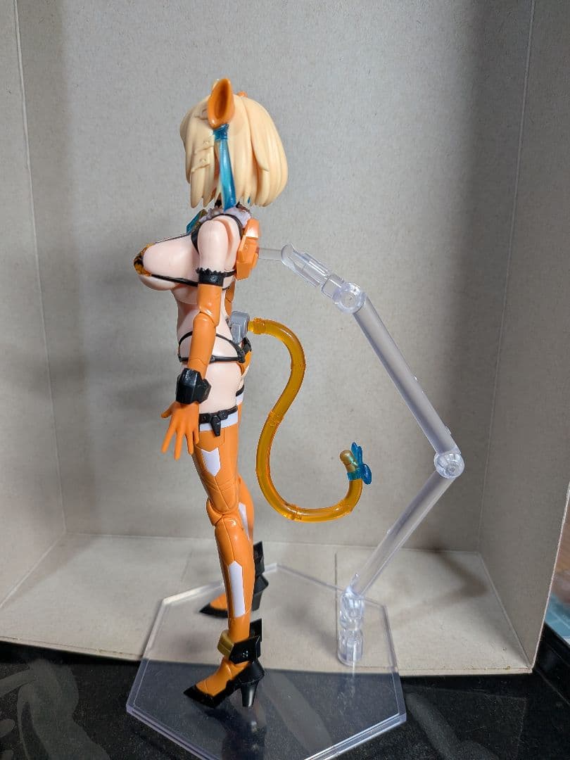 ソフィア・F・シャーリング　虎アーマー