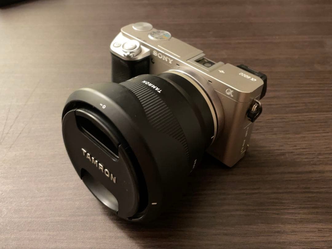 SONY α6000 + TAMRON 20mm F2.8