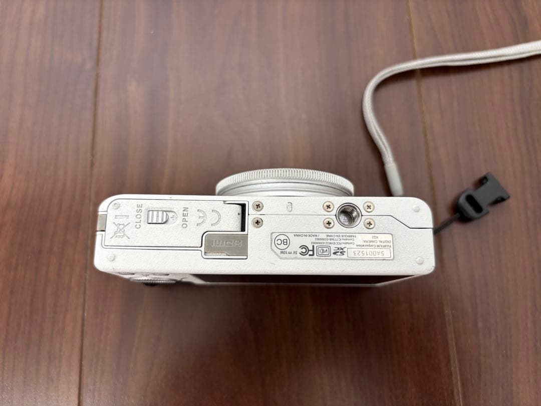 K*5様 フジフィルム FUJIFILM XQ2 高級コンパクトデジタルカメラ