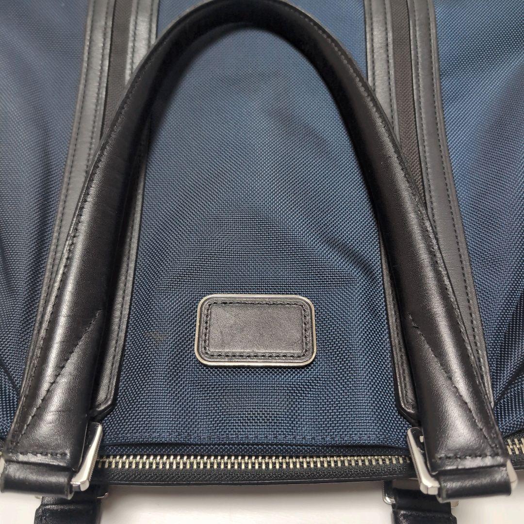 美品　トゥミ　トートバッグ　ジャーヴィス ビジネスバッグ　ネイビー　レザー