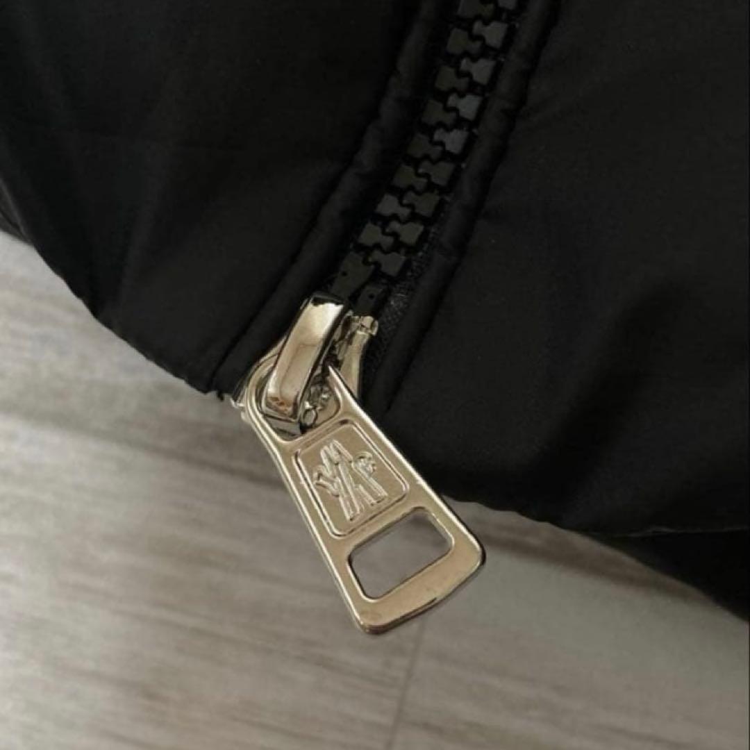 1点のみ【新品本物】サイズ4 モンクレール cardere ブラック カーデーレ