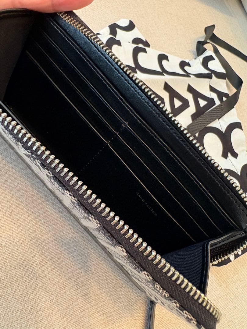 マーク・ジェイコブス　定価30400円