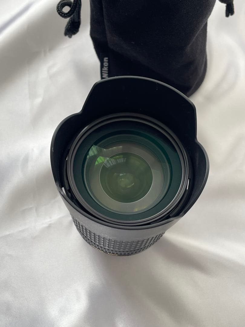 Nikon AF-S DX NIKKOR 18-105mm VR レンズフード付