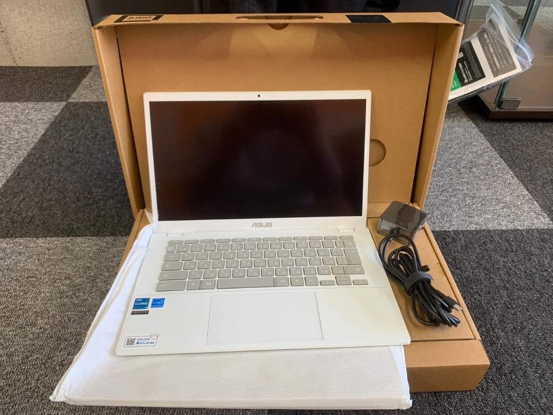 ASUS Chromebook Plus 本体 ホワイト CX3402CBA