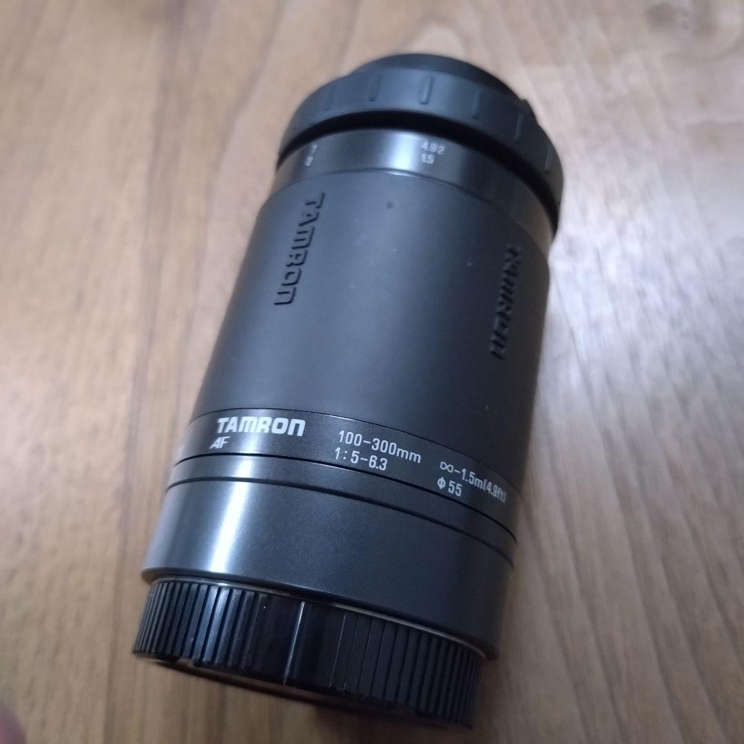 Canon NEW EOS KISS 本体と　TAMRONレンズ　セット