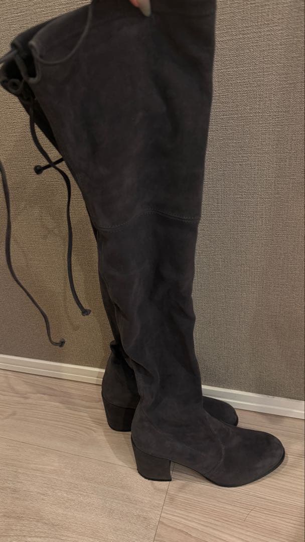 a*9様 未使用スチュアートワイツマン ニーハイブーツ ロングブーツ TIELA