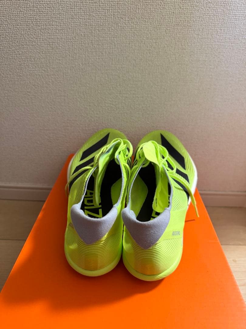 アディゼロ アンビション