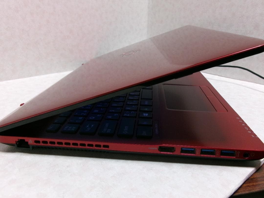 美品FUJITSU LIFEBOOK AH42/Y/新品SSD搭載 ルビーレッド