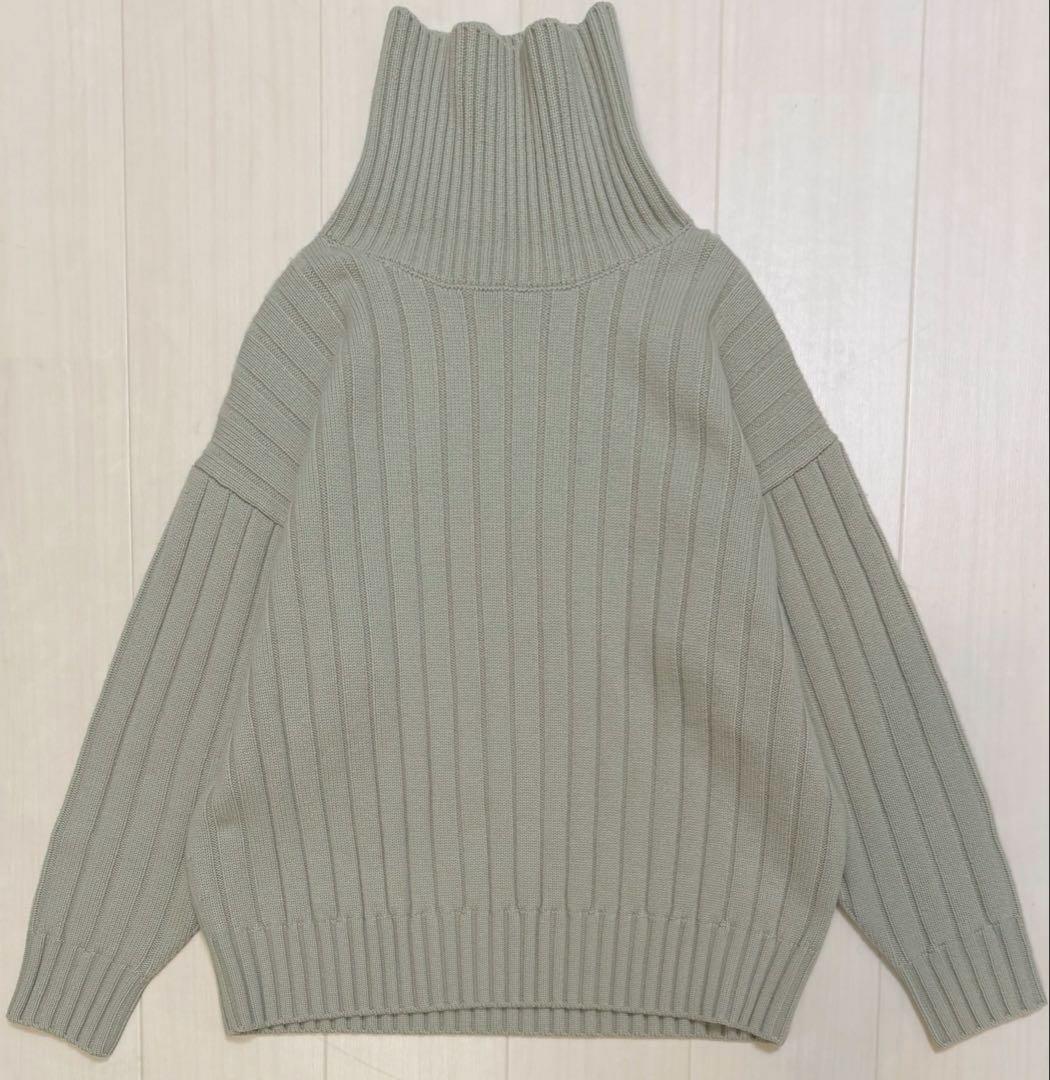 美品 ebure ローゲージカシミア ハイネックリブニットプルオーバー グリーン