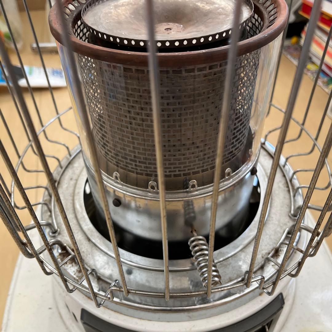 サンヨー石油ストーブ ホワイト 円筒形