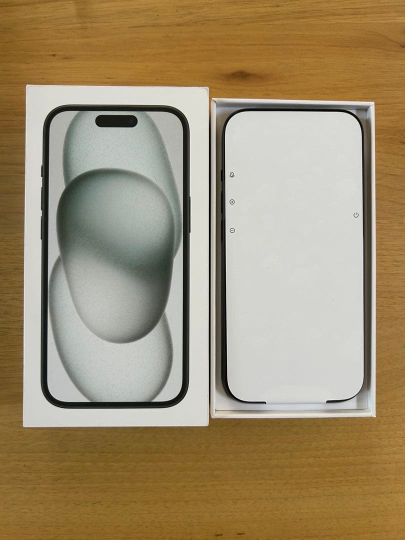 【新品未使用】Apple iPhone 15 ブラック 128GB