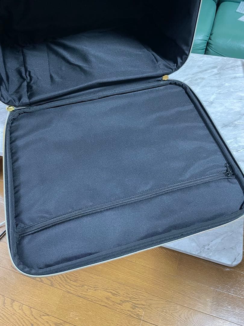 【新品＊未使用＊タグ付き】24karatsキャリーバッグ.LDH