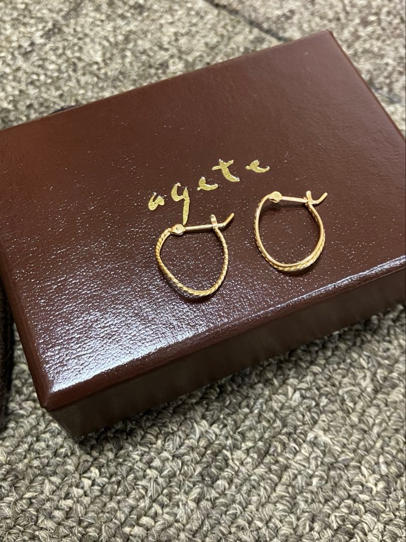 アガット　agete　k18 フープ　ピアス