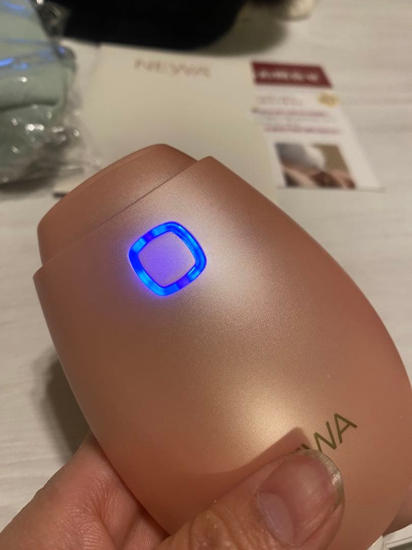 NEWA 美顔器 ピンク