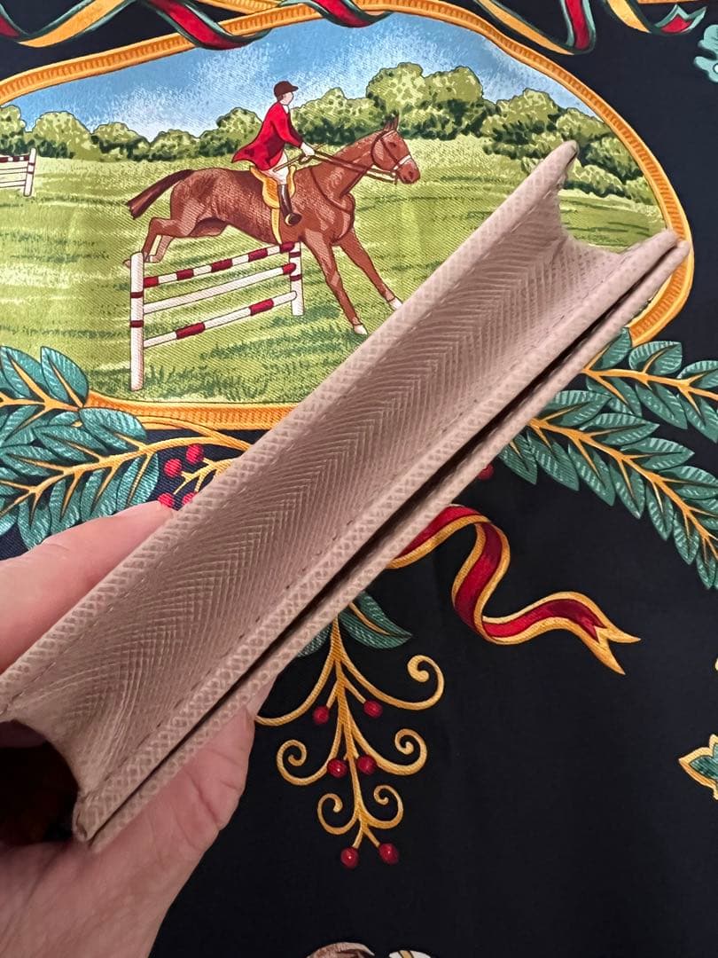 プラダ　PRADA☆名刺入れ　カードケース☆レザー☆新品同様品☆サフィアーノ