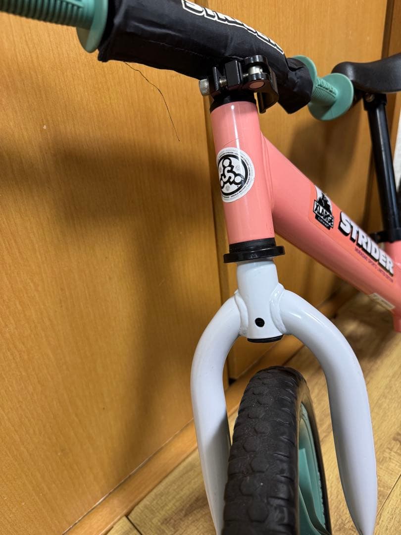 STRIDER バランスバイク ピンク　あきぽん