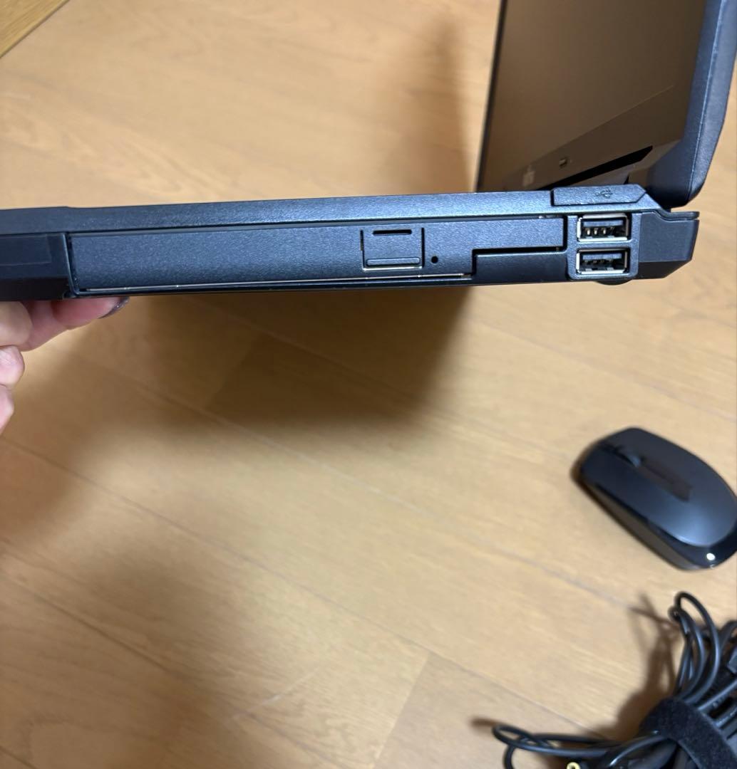 【美品】富士通ノートパソコン 15.6インチWindows 11