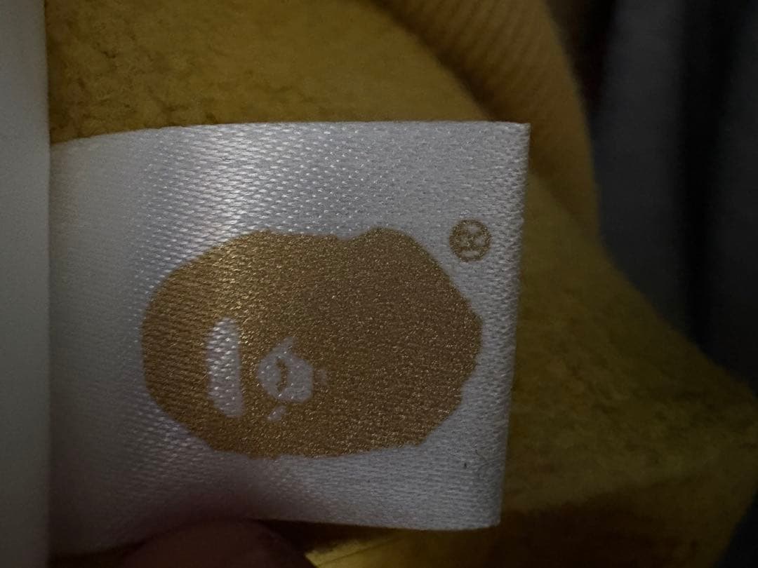 A BATHING APE シャークパーカー