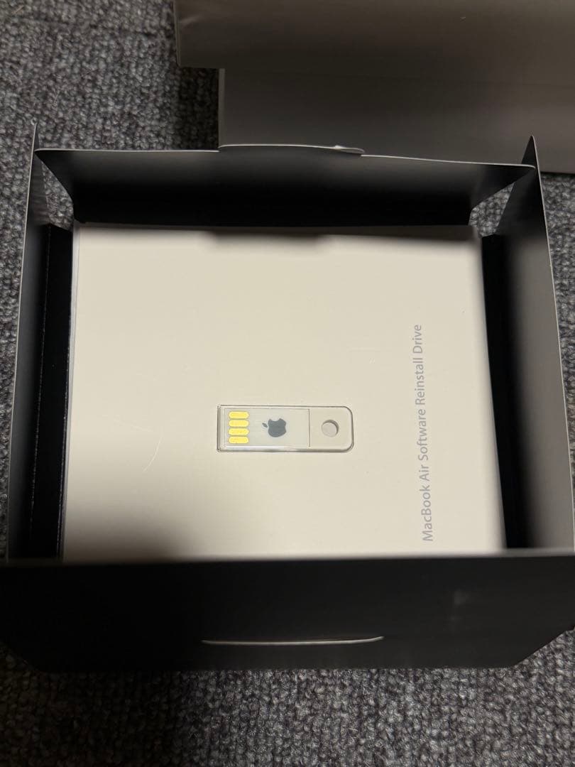 MacBook Air 11インチ 2010