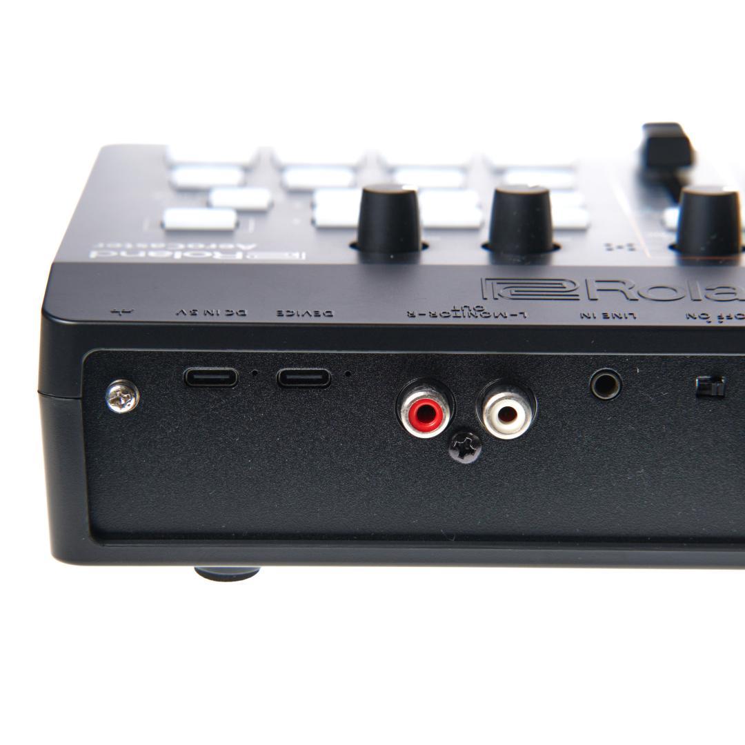 Roland VRC-01 AeroCaster 複数台スマホでライブ配信機器