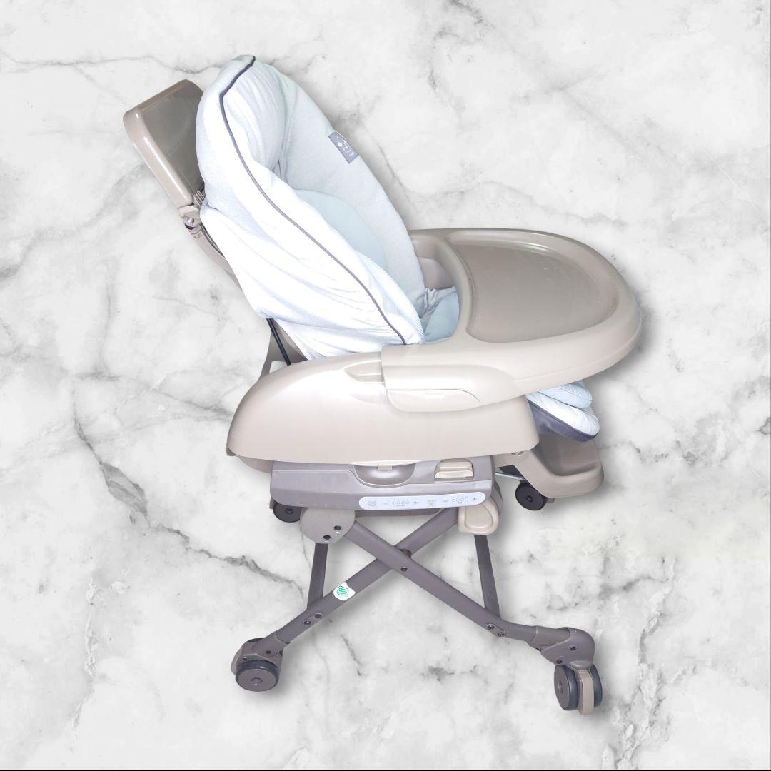 【ほぼ未使用】Combi コンビ ネムリラAT 新生児 自動 ハイローチェア