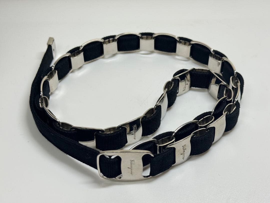 Salvatore Ferragamo フェラガモ ヴァラリボン ベルト