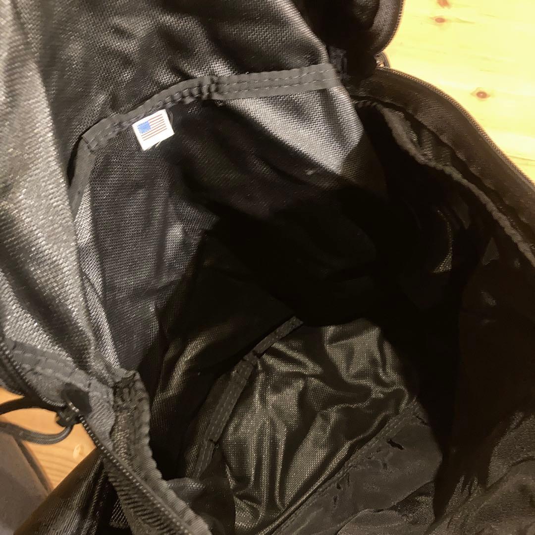 ブリーフィング　メッセンジャーバッグ　DUNE