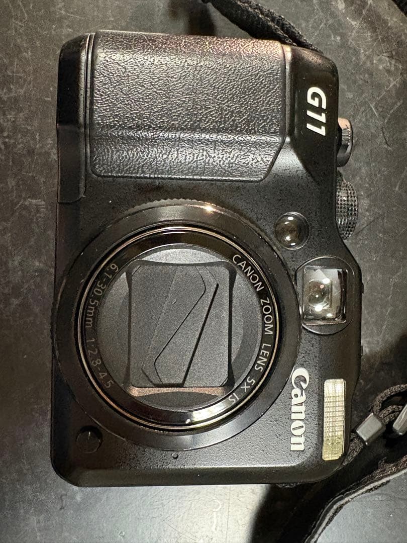 Canon G11 デジタルカメラ 本体とバッテリー