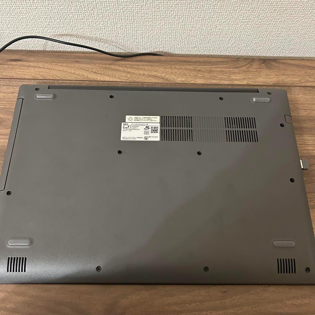 【美品】NEC LAVIE ノートパソコン Office付き NS300/K