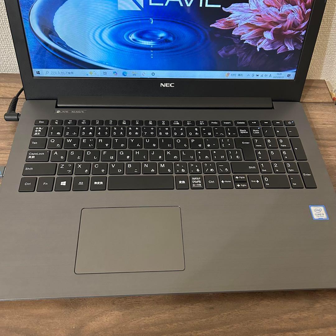 【美品】NEC LAVIE ノートパソコン Office付き NS300/K