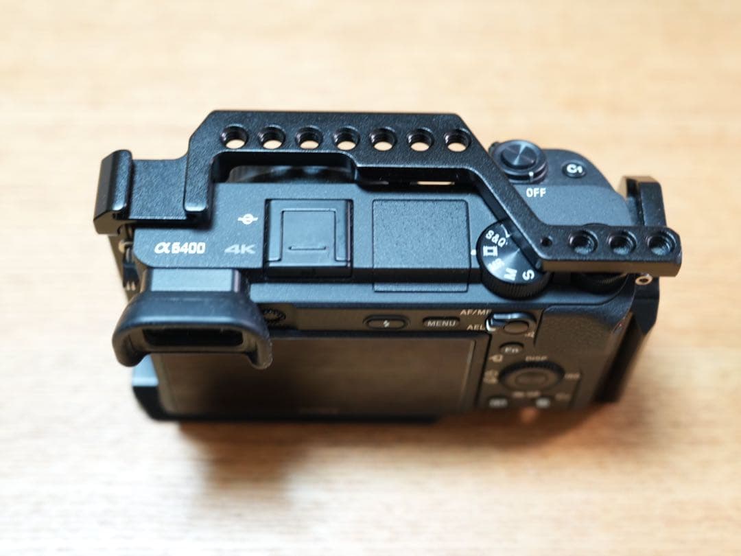 【美品】SONY α6400 ミラーレスカメラ 本体 付属品多数4K対応