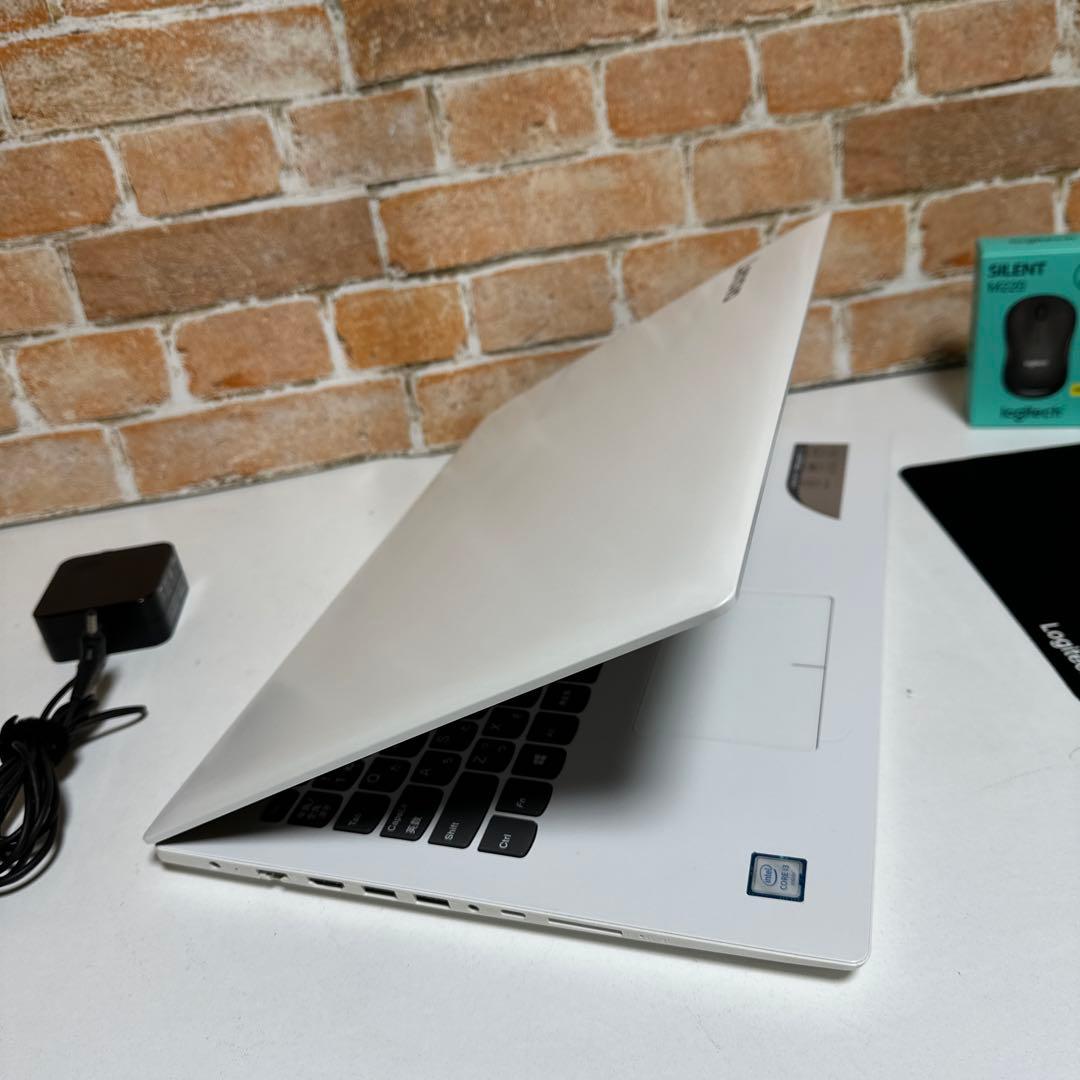 美品　LENOVOノートPC SSDサクサク起動Windows 11 オフィス付