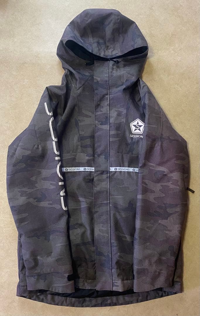 スノーウェアセット (ジャケット，パンツ，グローブ)