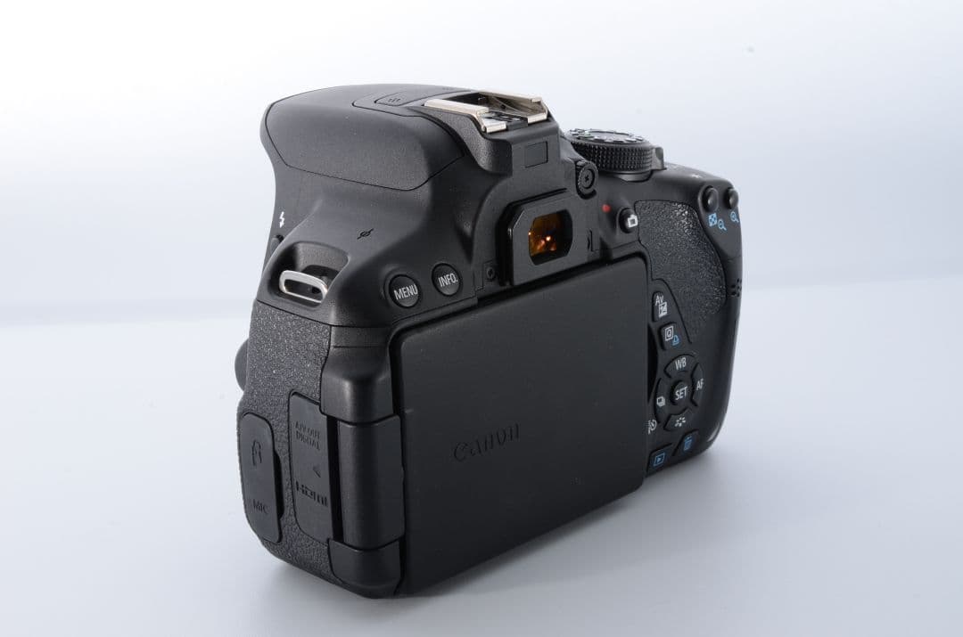 【美品・バッテリーグリップ付き】Canon Kiss X7i ダブルレンズセット