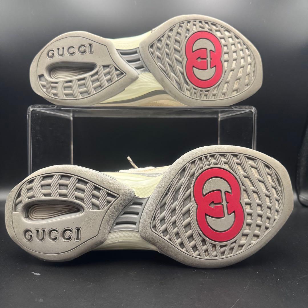 【極美品】グッチ RUN スニーカー インターロッキング メンズ レザー 白